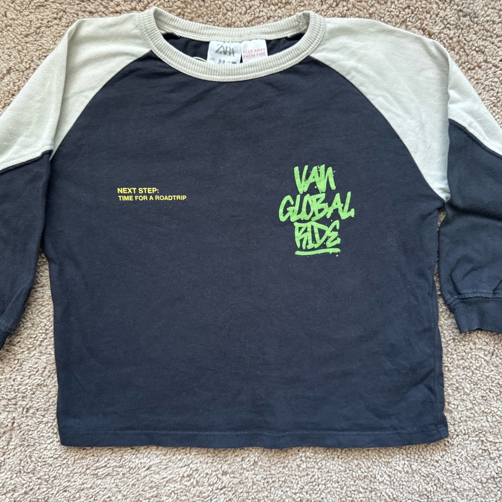 Zara navy and Gray Raglan Shirt